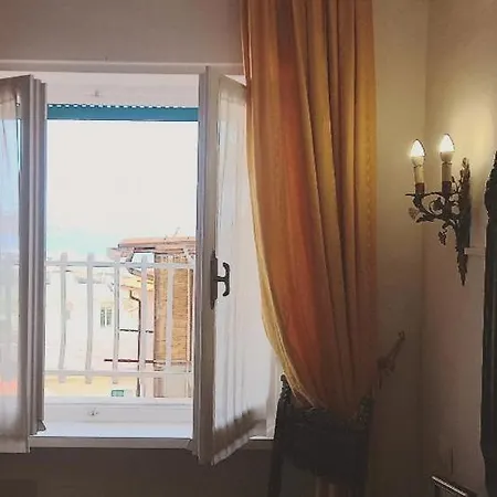 Dimora Bellavista,garage Privato,due Piani * San Remo